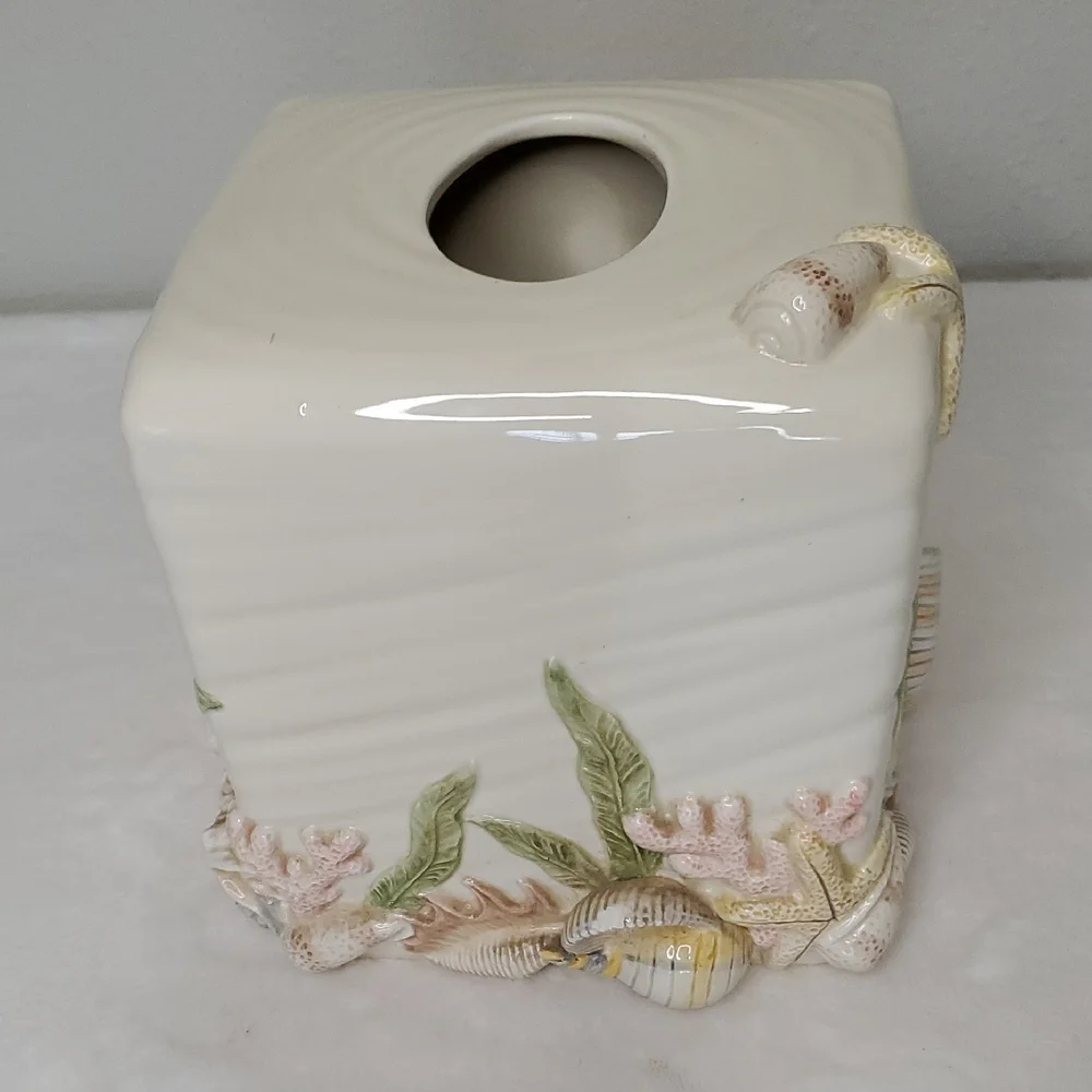 Seashell Nautilus Starfish Coral Ceramic Tissue Box Cover Bathroom Accessories